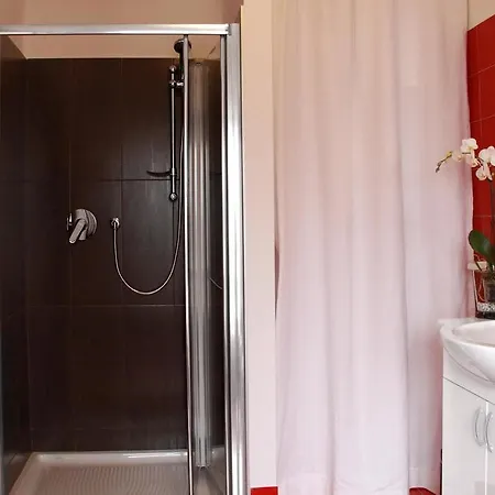 Residenza Giacomuzzi فندق مبيت وإفطار ميستر