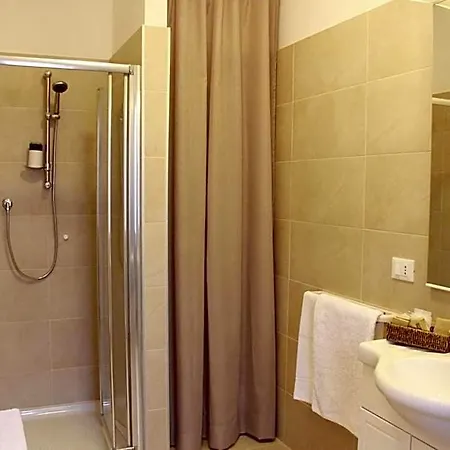 Residenza Giacomuzzi Bed and Breakfast 4*